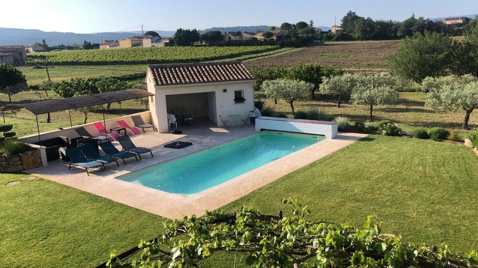 Les Oliviers De Notre Dame Hotel Mazan Guest house